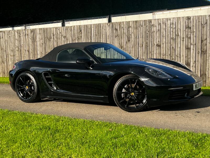 PORSCHE 718