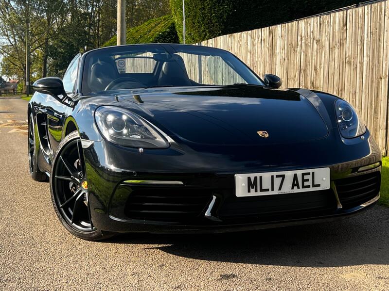 PORSCHE 718