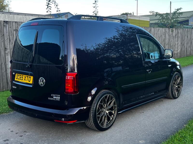VOLKSWAGEN CADDY