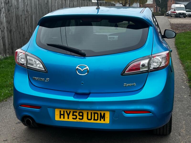MAZDA MAZDA3