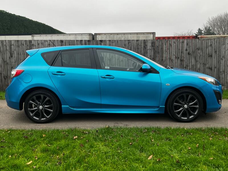 MAZDA MAZDA3