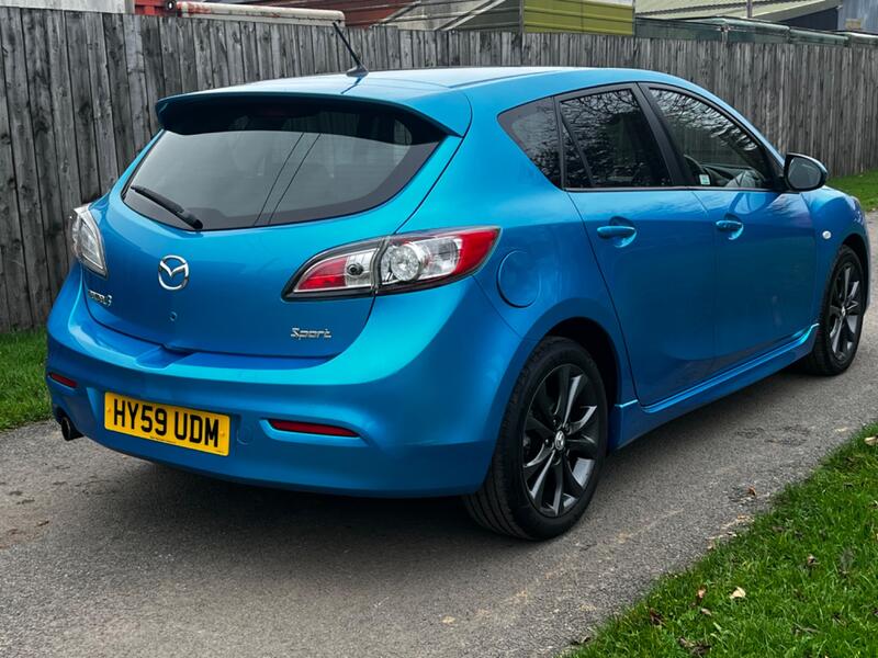 MAZDA MAZDA3