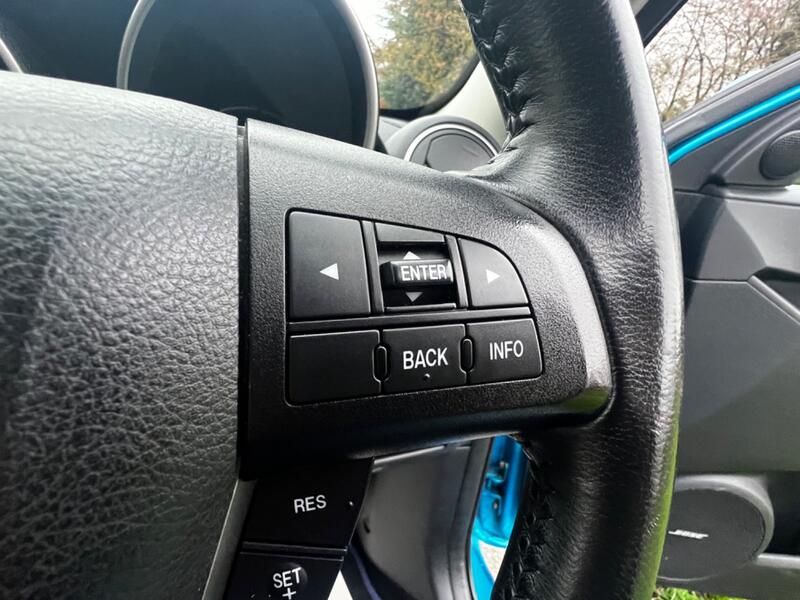 MAZDA MAZDA3