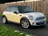 MINI HATCH