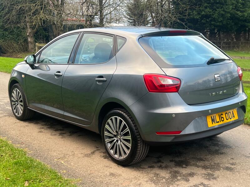SEAT IBIZA