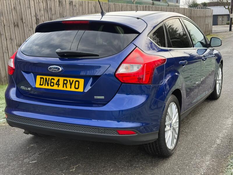 FORD FOCUS