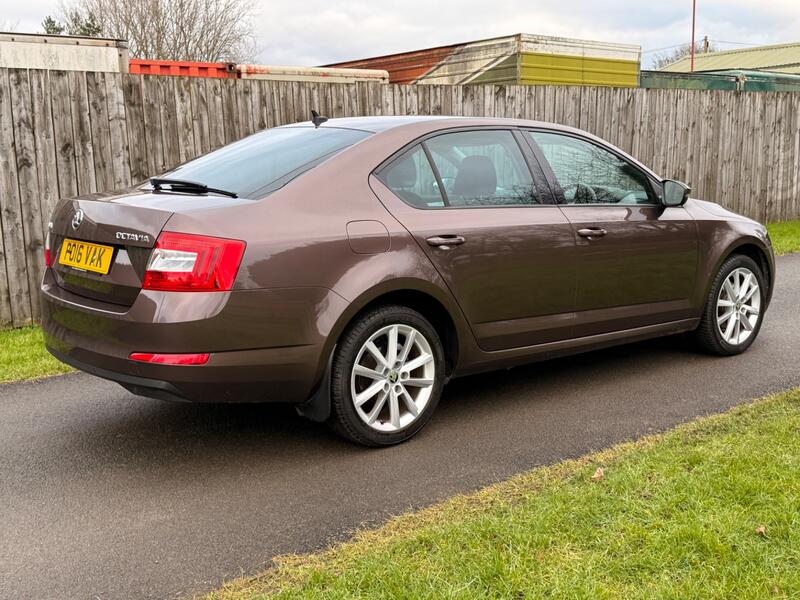 SKODA OCTAVIA