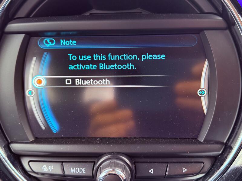 MINI HATCH