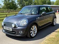 MINI HATCH