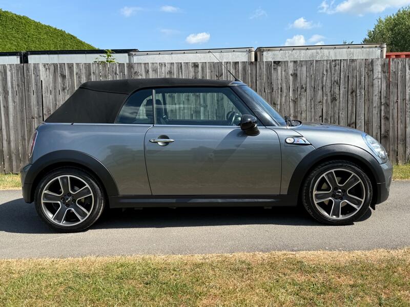 MINI HATCH COOPER