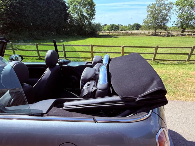 MINI HATCH COOPER
