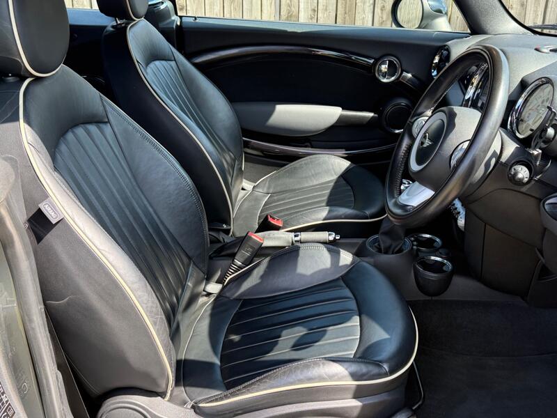MINI HATCH COOPER