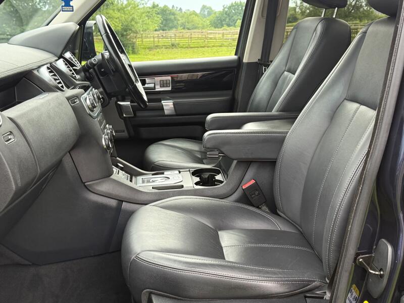 LAND ROVER DISCOVERY 4