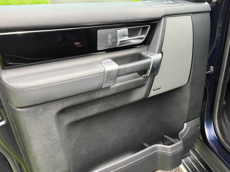 LAND ROVER DISCOVERY 4