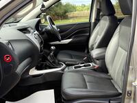 NISSAN NAVARA