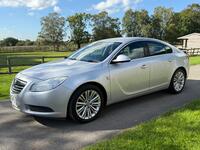 VAUXHALL INSIGNIA